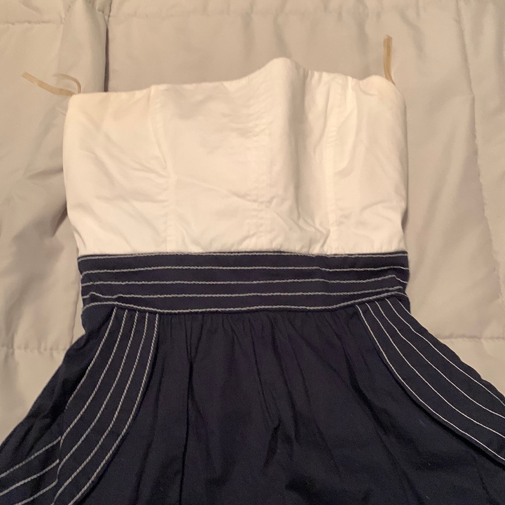 Strapless dress
